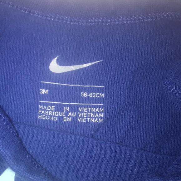 🛍Baby boy bodysuit 💙 - Picture 2 of 3